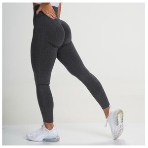 NVGTN Black Speckled Curve Leggings, Size Small